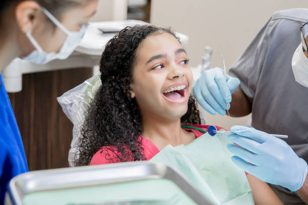 Best Holiday Emergency Dentist in Wamac, IL